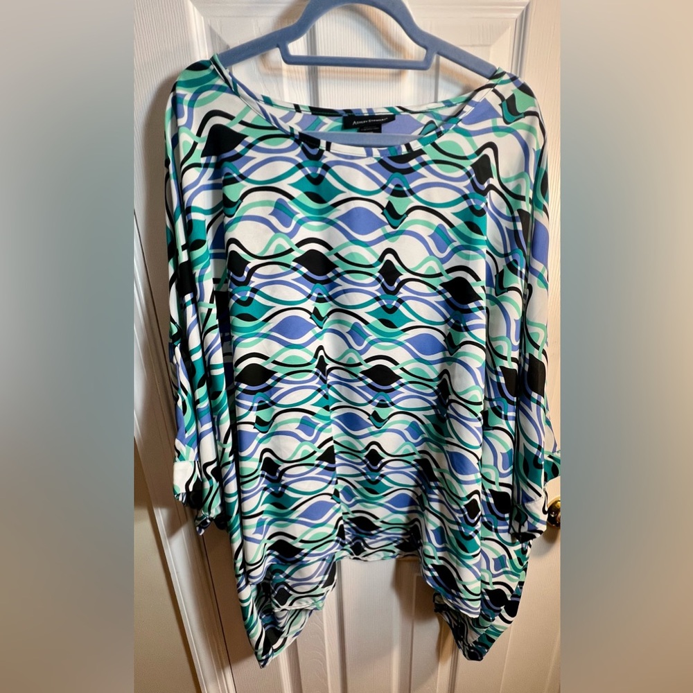 Ashley Stewart Blue Green Wave Print Dolman Sleeve Blouse~Perfect for Spring